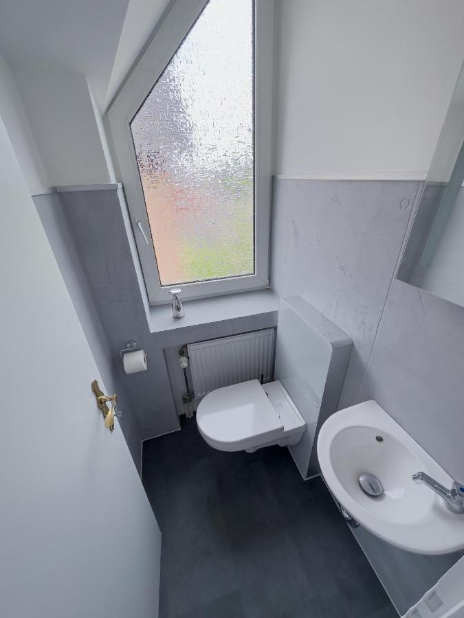 Ruhiges Juwel: Frisch Renoviert 100 Qm Apartment Julich Bagian luar foto